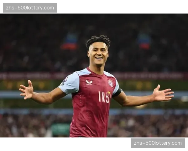 官方:阿斯顿维拉前锋沃特金斯因腿筋伤势将缺阵四周 官方:阿斯顿维拉前锋沃特金斯因腿筋伤势将缺阵四周