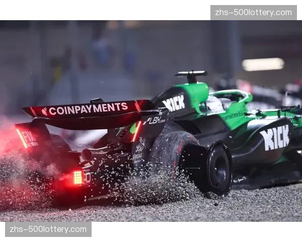 澳大利亚大奖赛正赛：维斯塔潘刷新最快单圈，红牛福特动力单元展现竞争力