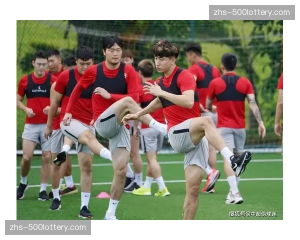 面对密集防守，中超球队是否过于依赖边路传中？